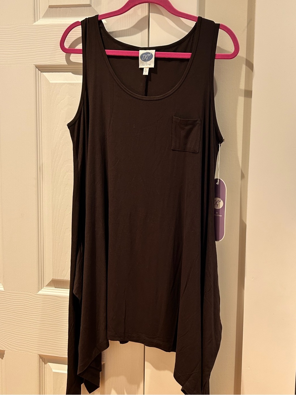 DG2 by Diane Gilman Brown Sleeveless Pocket Tunic Tank